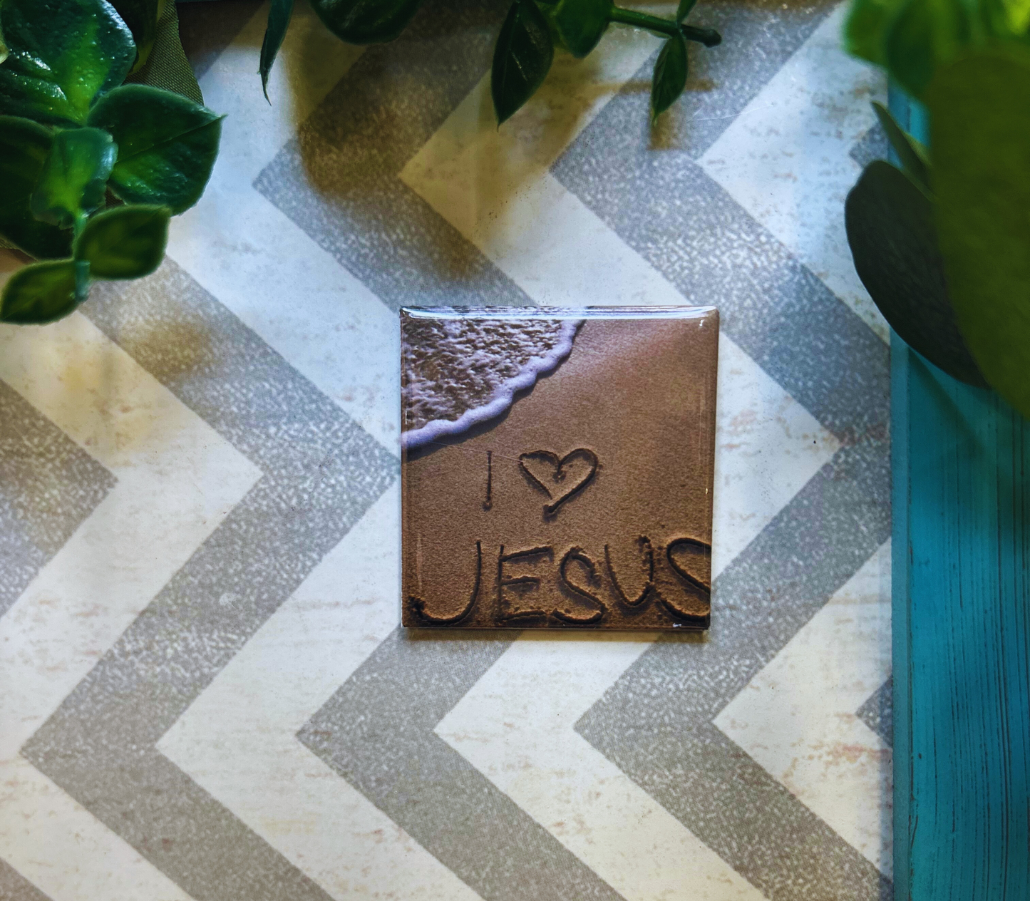 Scripture design drop refrigerator magnet with 'I ❤️ JESUS' text.